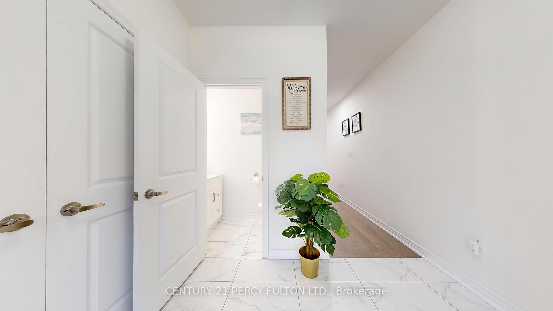 Photo 21 of 40 Vickery Street, Whitby, Rural Whitby — HOMEH