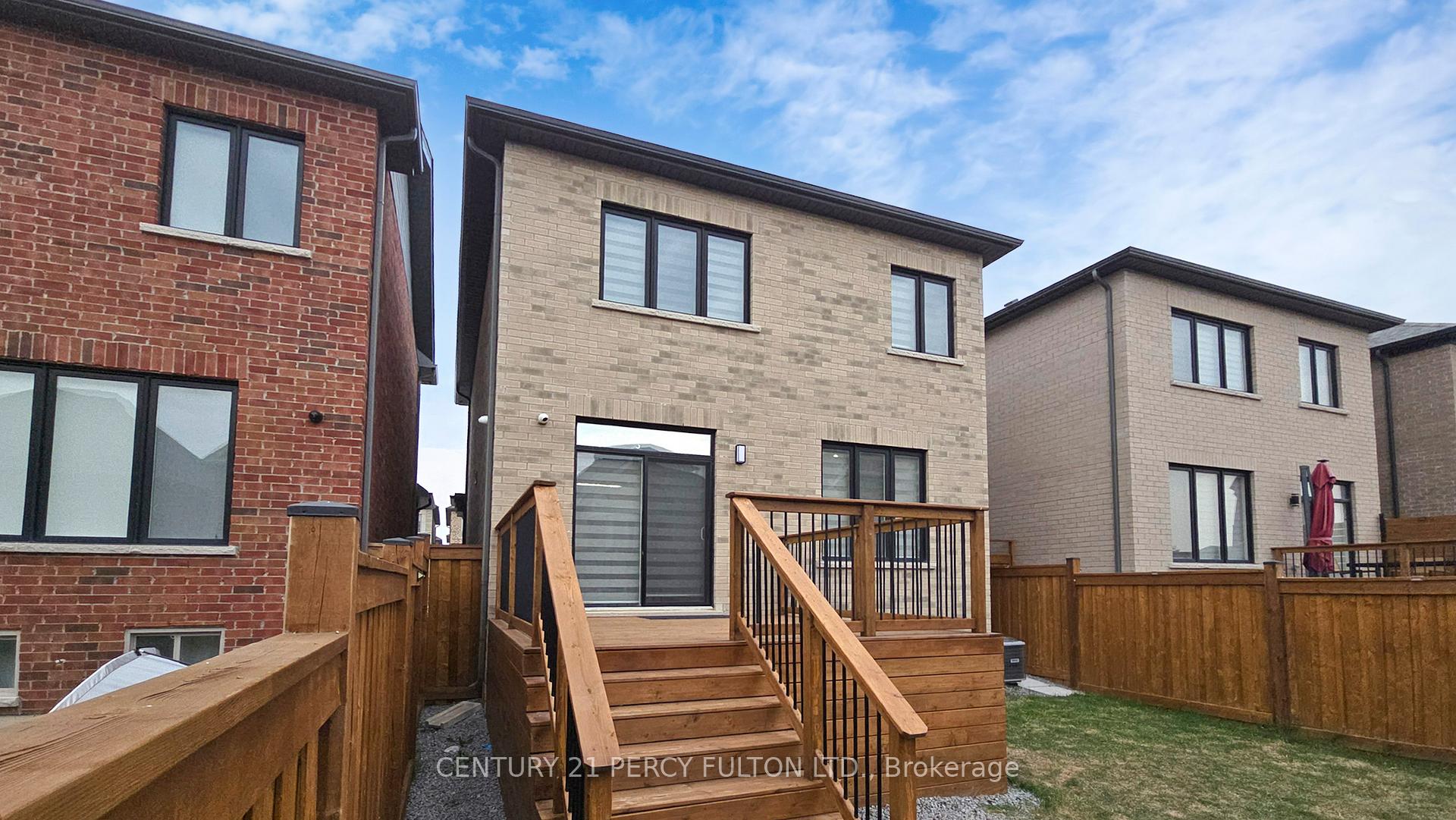 Photo 42 of 40 Vickery Street, Whitby, Rural Whitby — HOMEH