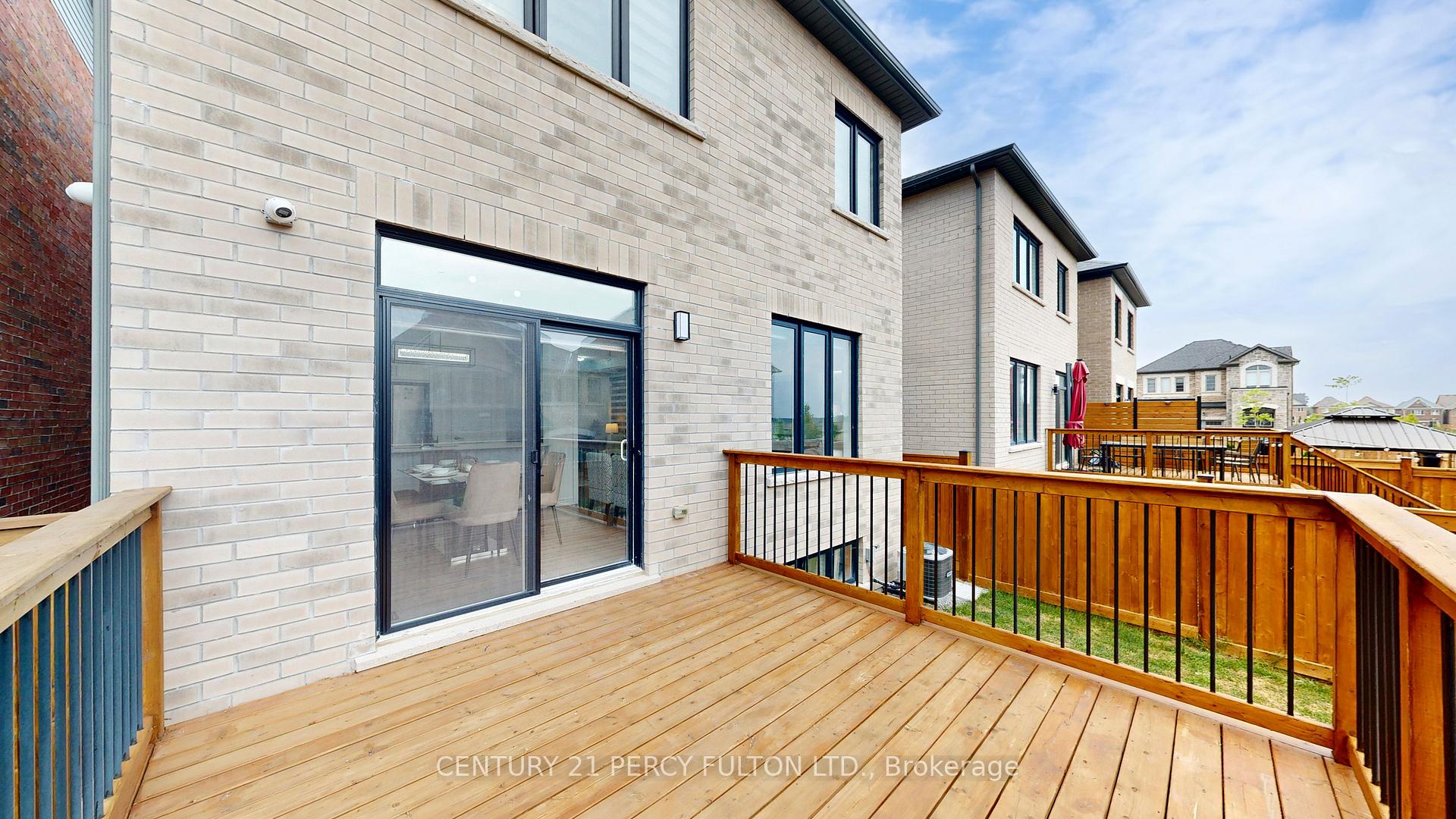 Photo 44 of 40 Vickery Street, Whitby, Rural Whitby — HOMEH