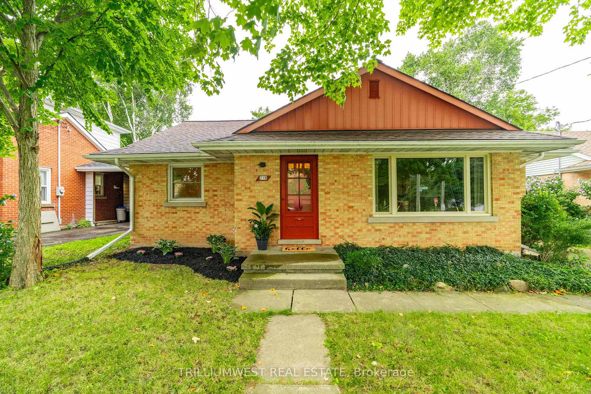 Photo 1 of 218 Alexandra Avenue, Waterloo — HOMEH