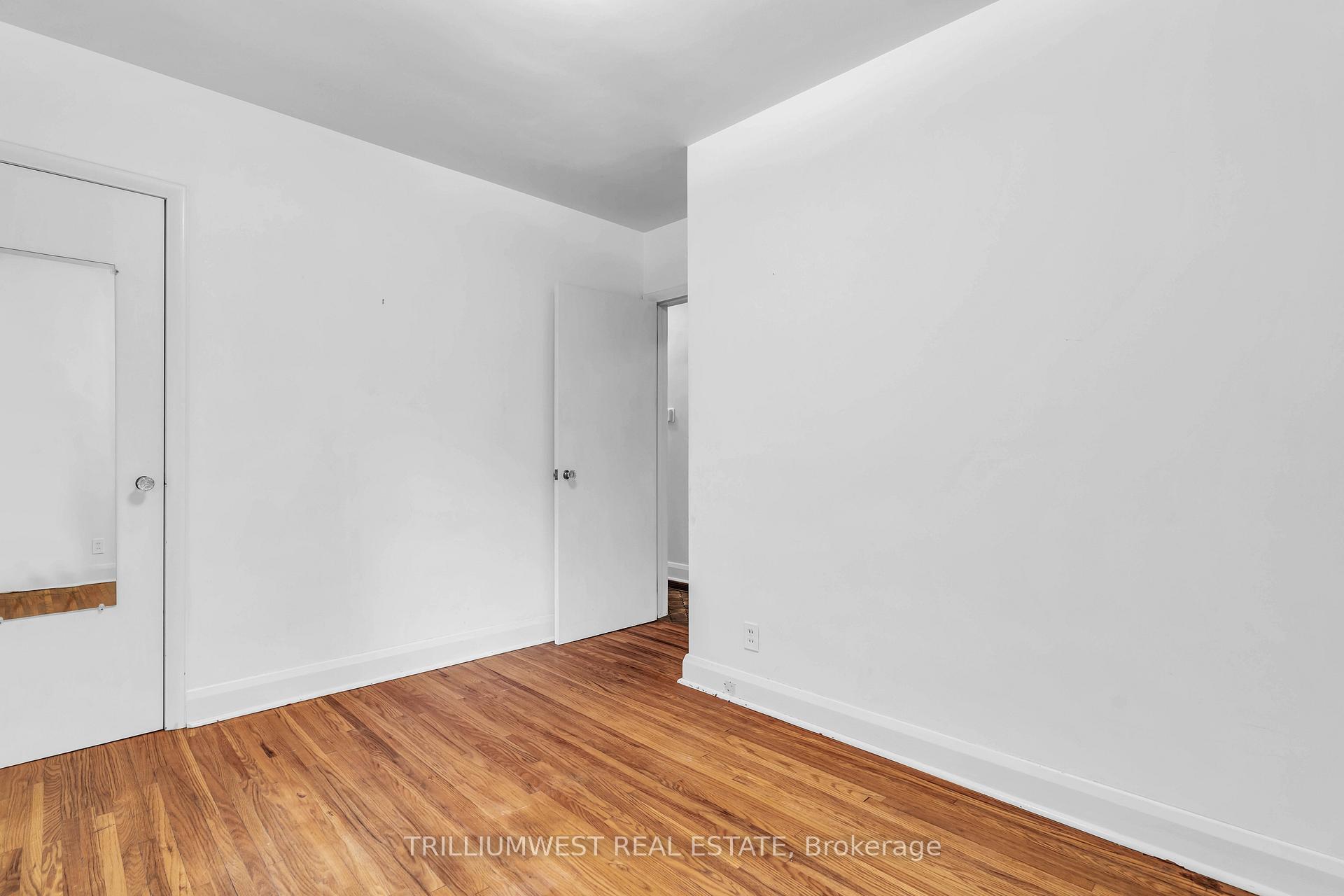 Photo 20 of 218 Alexandra Avenue, Waterloo — HOMEH