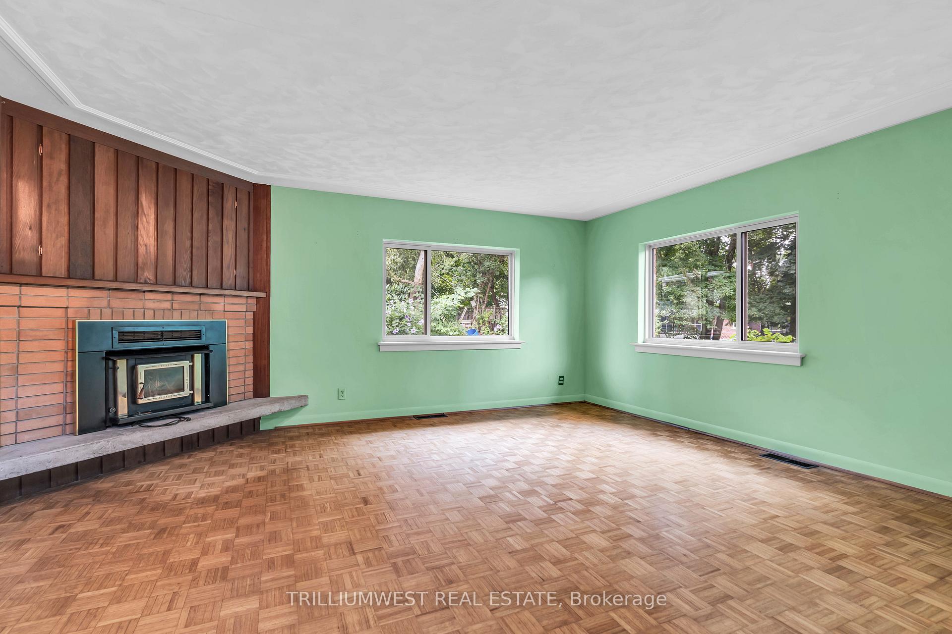 Photo 23 of 218 Alexandra Avenue, Waterloo — HOMEH