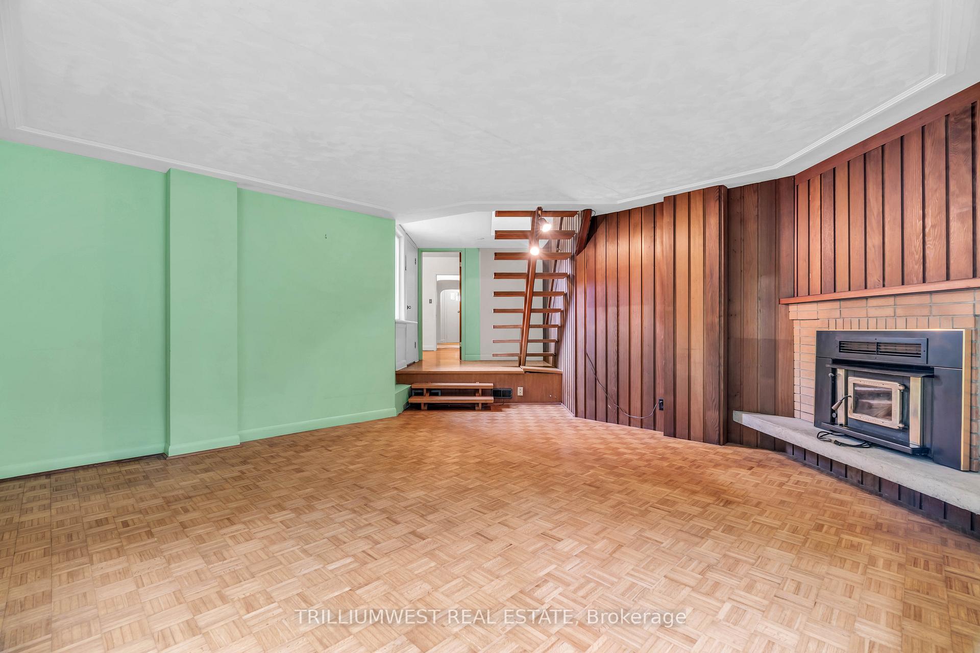 Photo 25 of 218 Alexandra Avenue, Waterloo — HOMEH