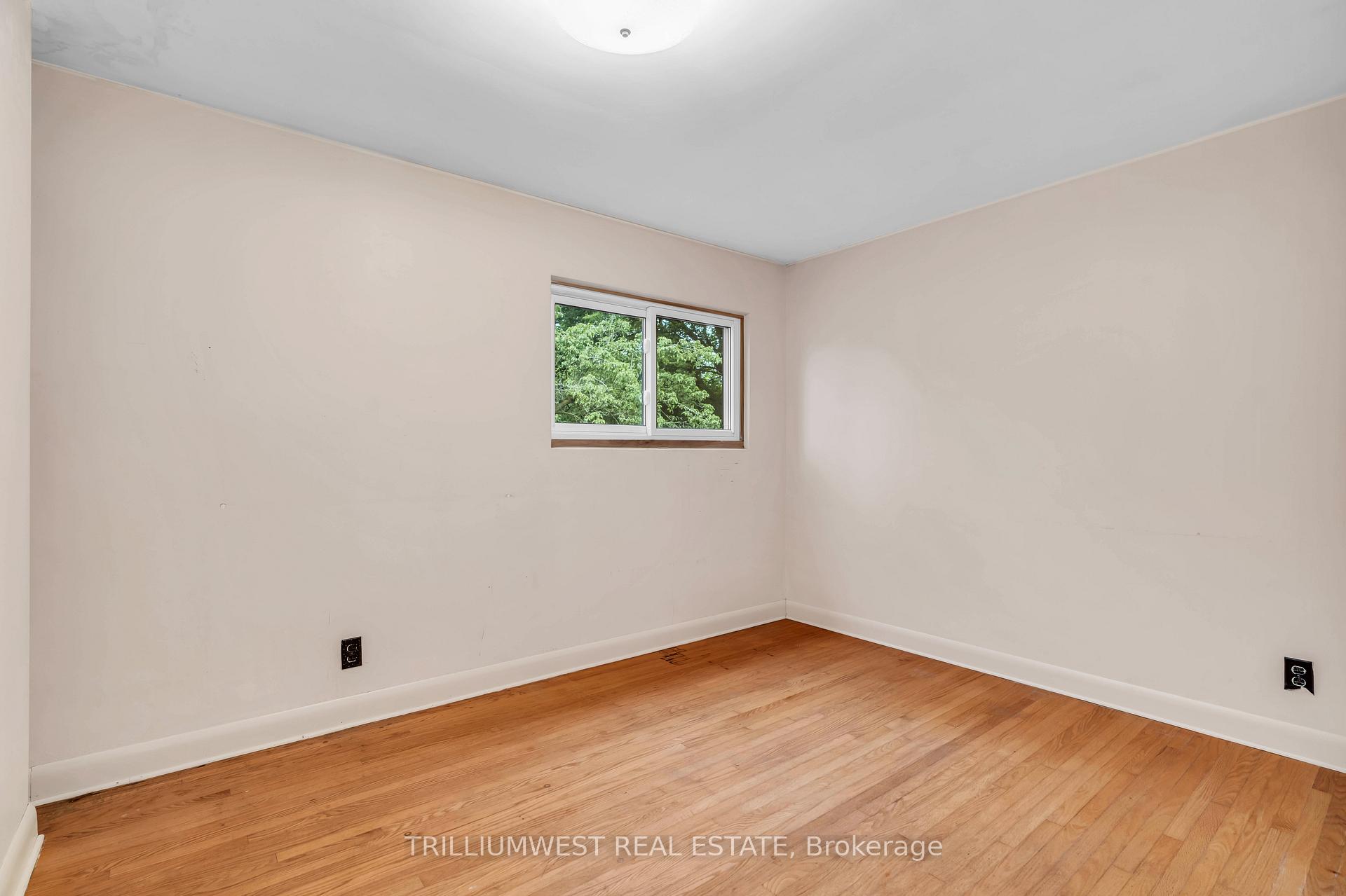 Photo 26 of 218 Alexandra Avenue, Waterloo — HOMEH