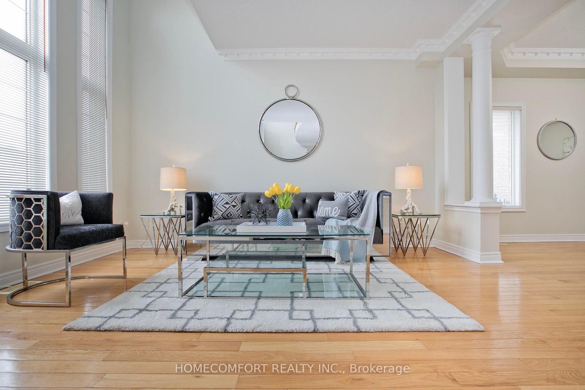 Photo 4 of 182 Siderno Crescent, Vaughan, East Woodbridge — HOMEH