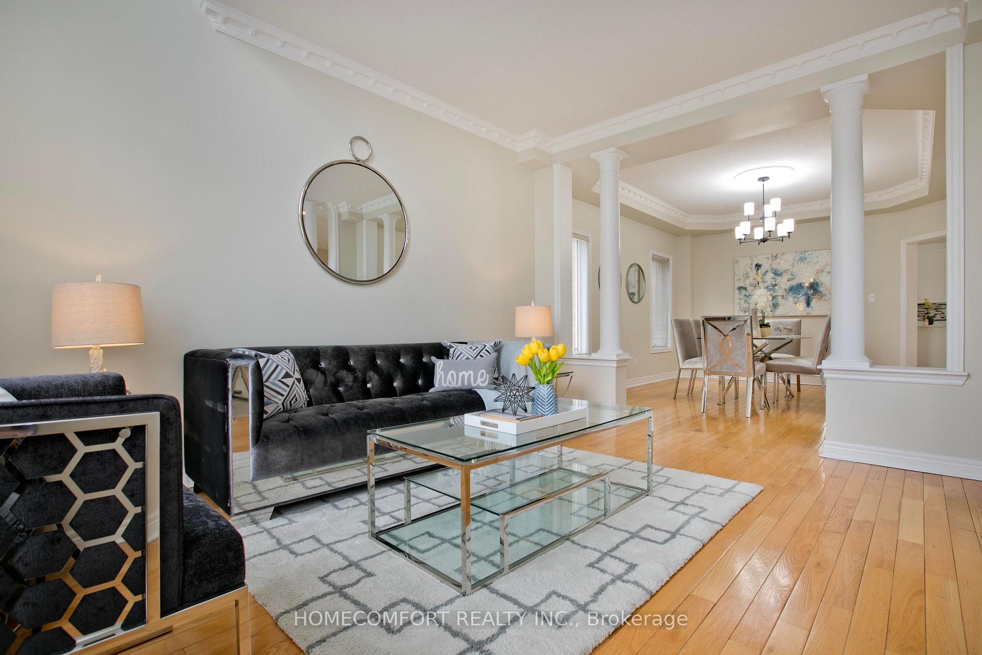 Photo 5 of 182 Siderno Crescent, Vaughan, East Woodbridge — HOMEH