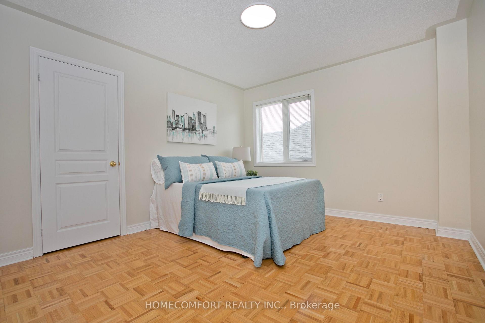 Photo 24 of 182 Siderno Crescent, Vaughan, East Woodbridge — HOMEH