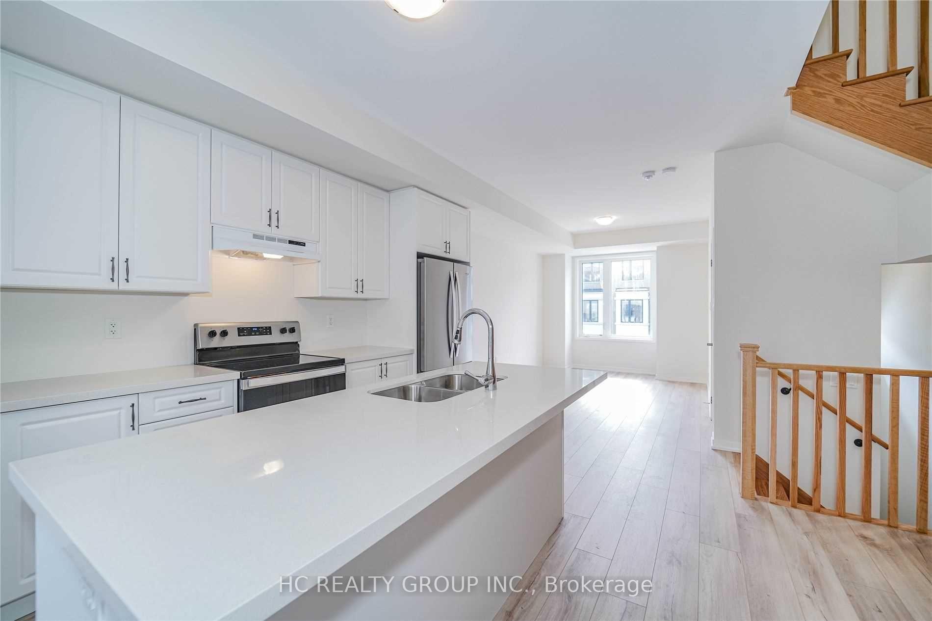 Photo 11 of 132 Rattenbury Road, Vaughan, Patterson — HOMEH