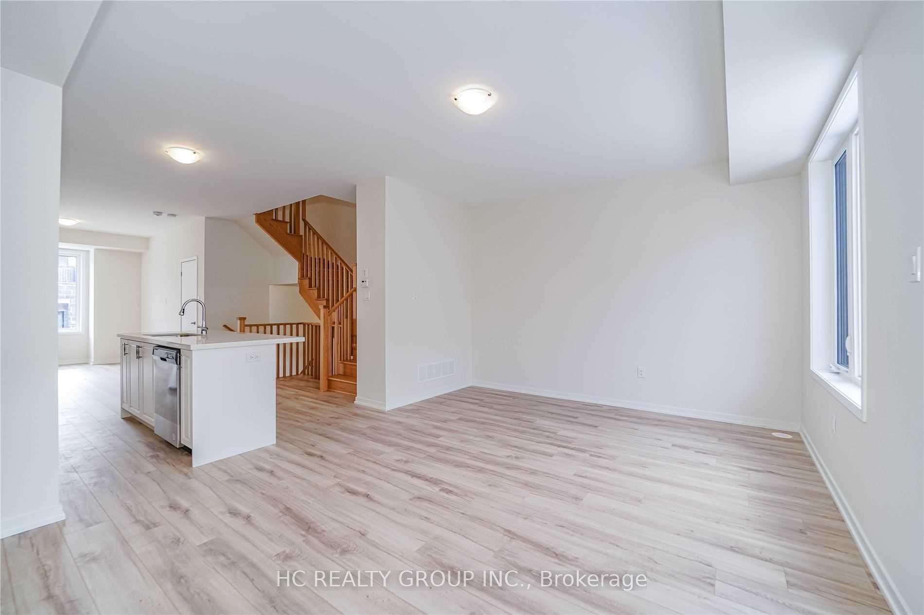 Photo 13 of 132 Rattenbury Road, Vaughan, Patterson — HOMEH