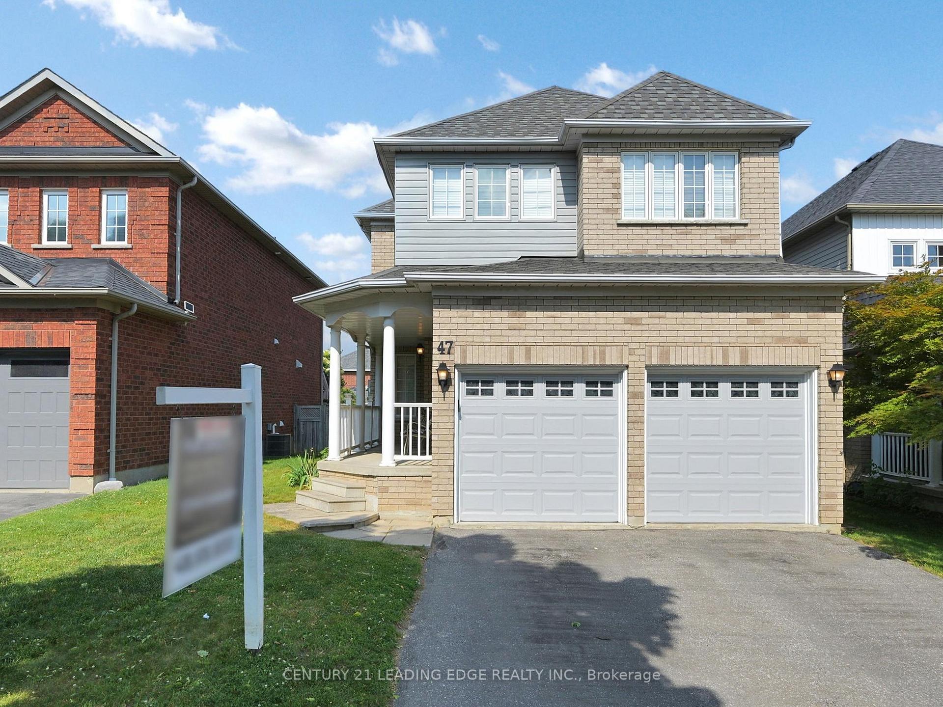 Photo 3 of 47 Thames Drive, Whitby, Rolling Acres — HOMEH