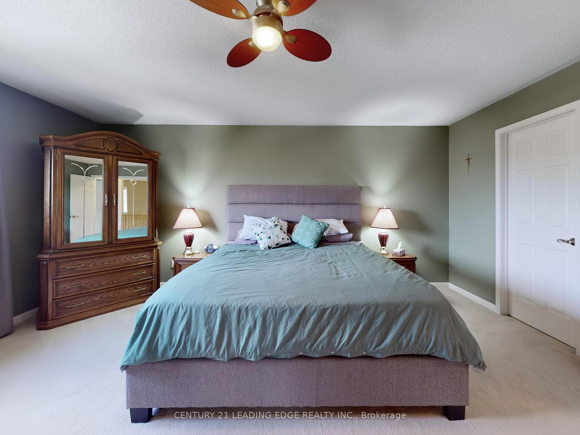 Photo 25 of 47 Thames Drive, Whitby, Rolling Acres — HOMEH