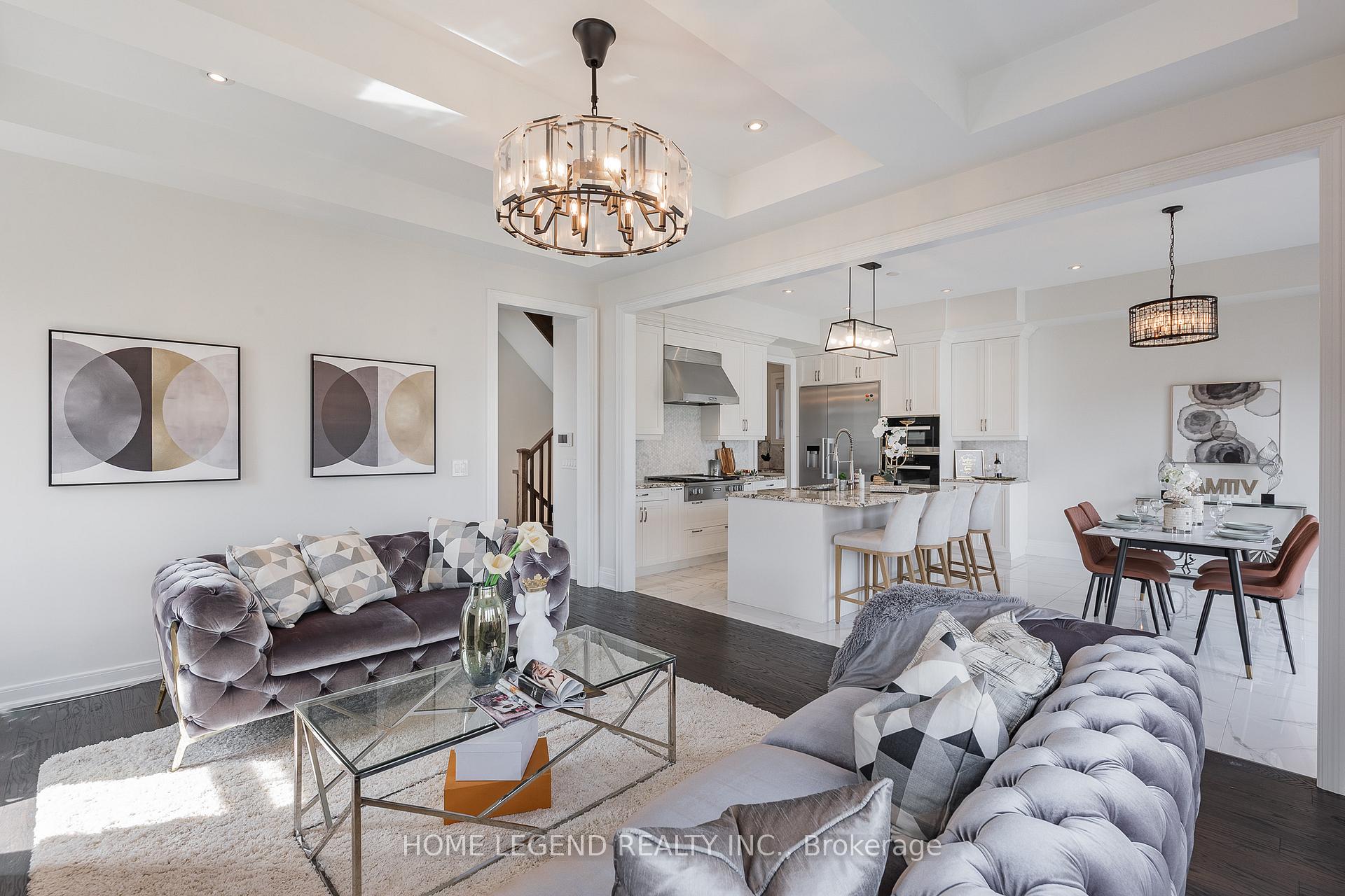 Photo 7 of 101 Foley Crescent, Vaughan, Patterson — HOMEH