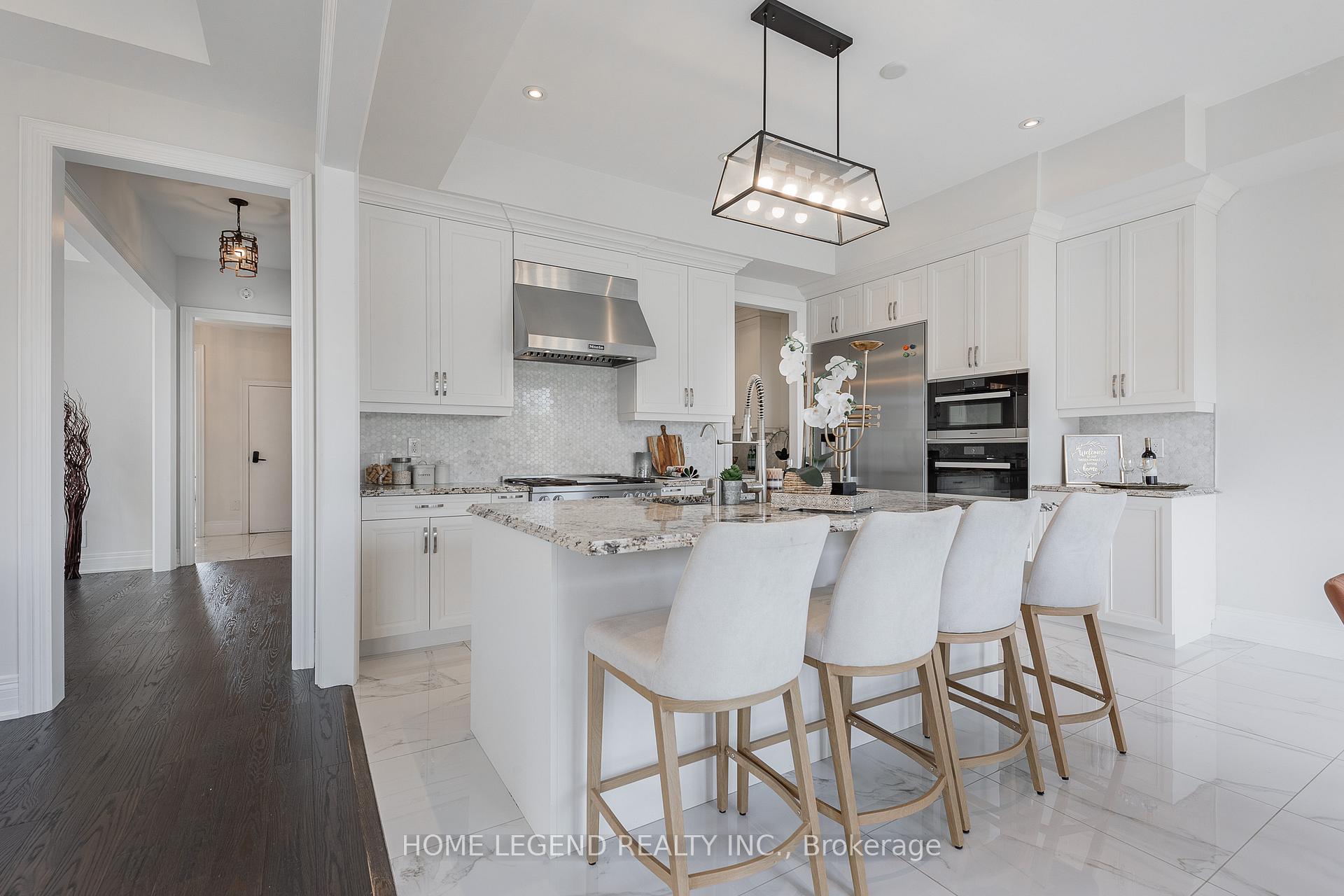 Photo 8 of 101 Foley Crescent, Vaughan, Patterson — HOMEH