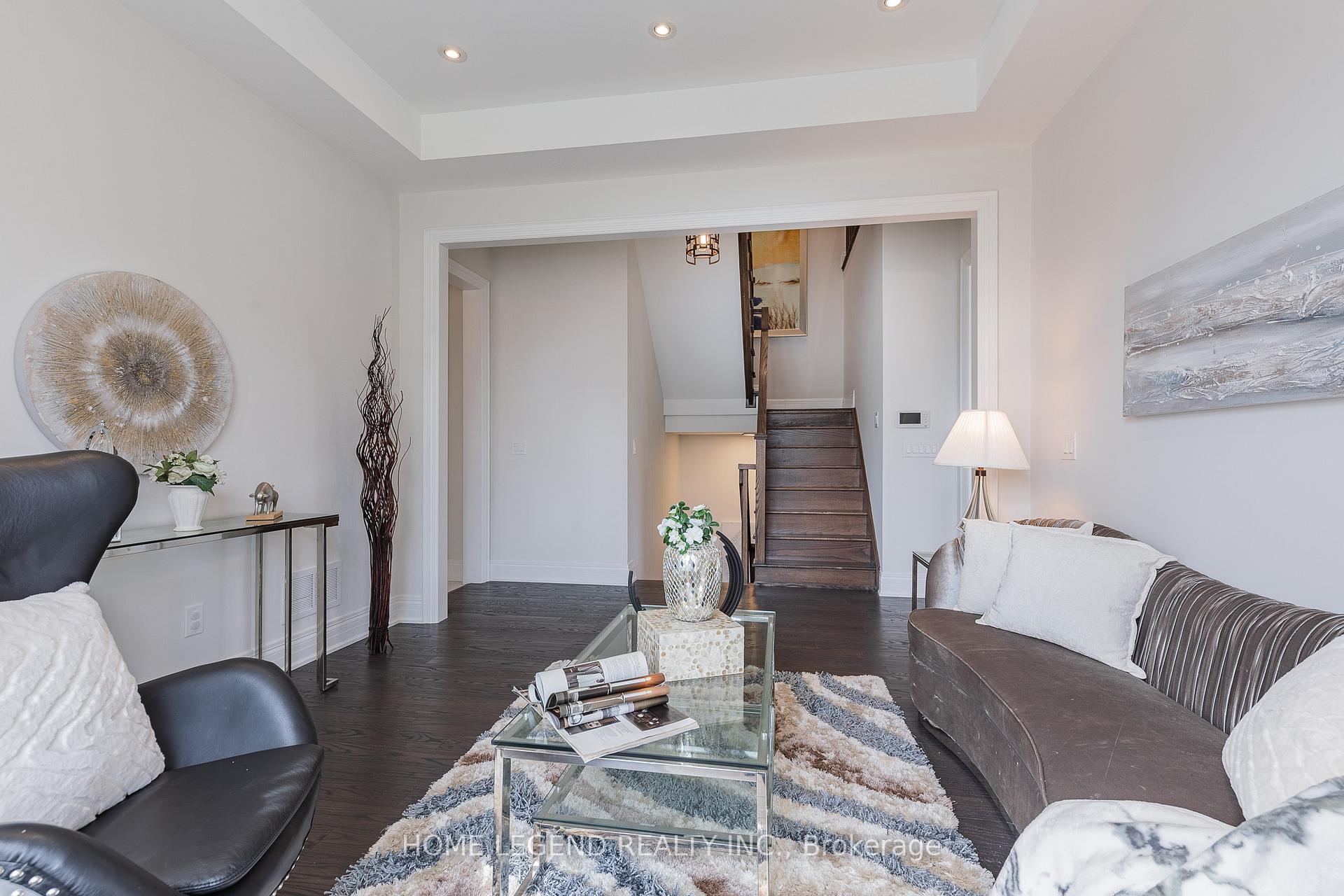 Photo 19 of 101 Foley Crescent, Vaughan, Patterson — HOMEH
