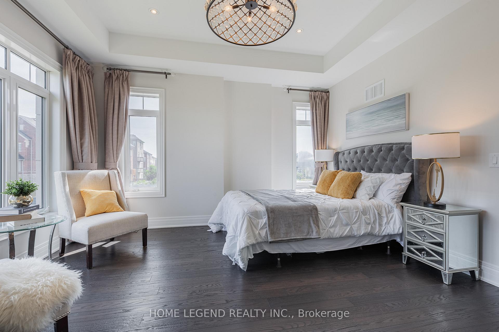 Photo 30 of 101 Foley Crescent, Vaughan, Patterson — HOMEH
