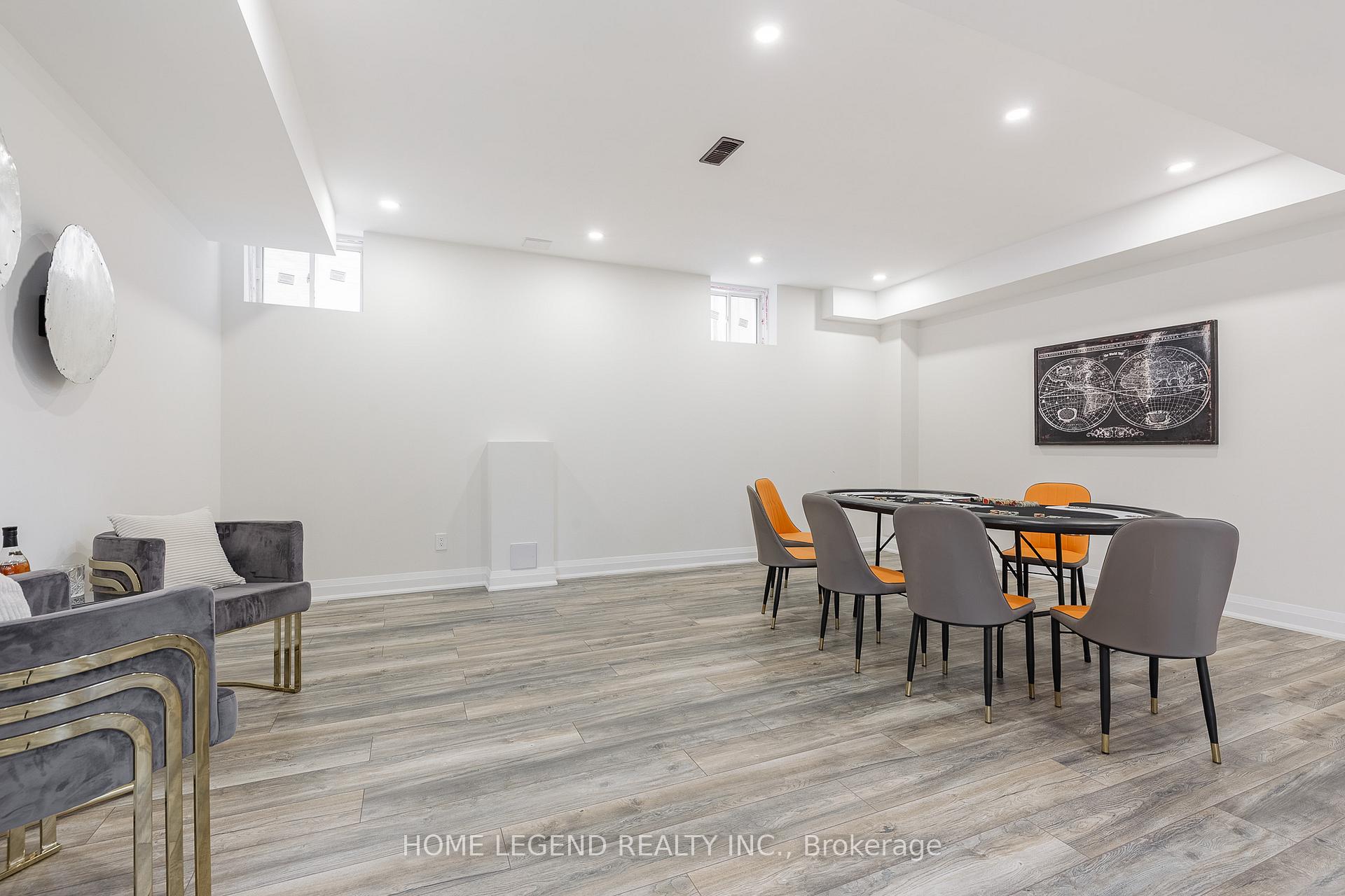 Photo 48 of 101 Foley Crescent, Vaughan, Patterson — HOMEH
