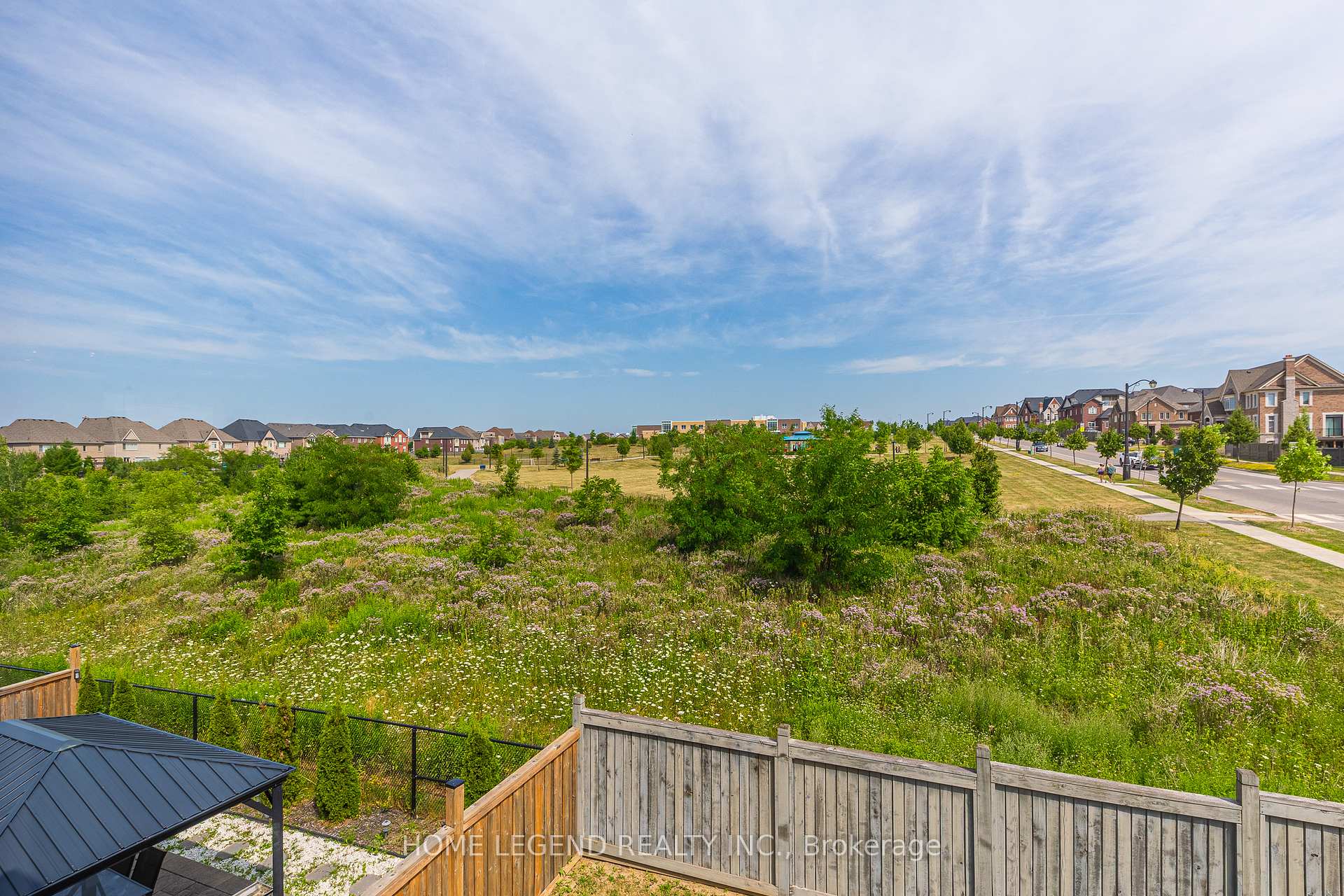Photo 50 of 101 Foley Crescent, Vaughan, Patterson — HOMEH