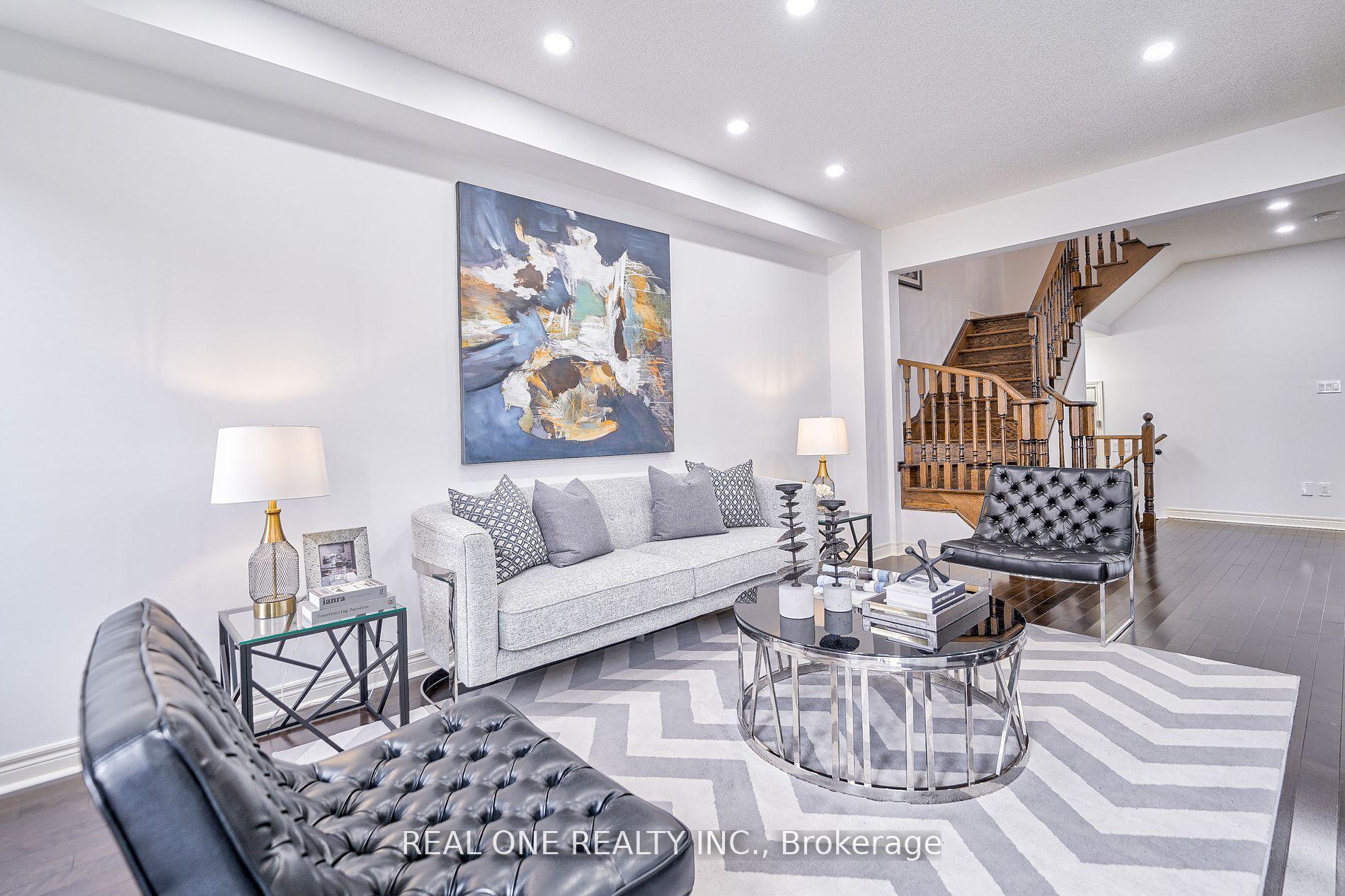 Photo 14 of 114 Beckett Avenue, Markham, Berczy — HOMEH