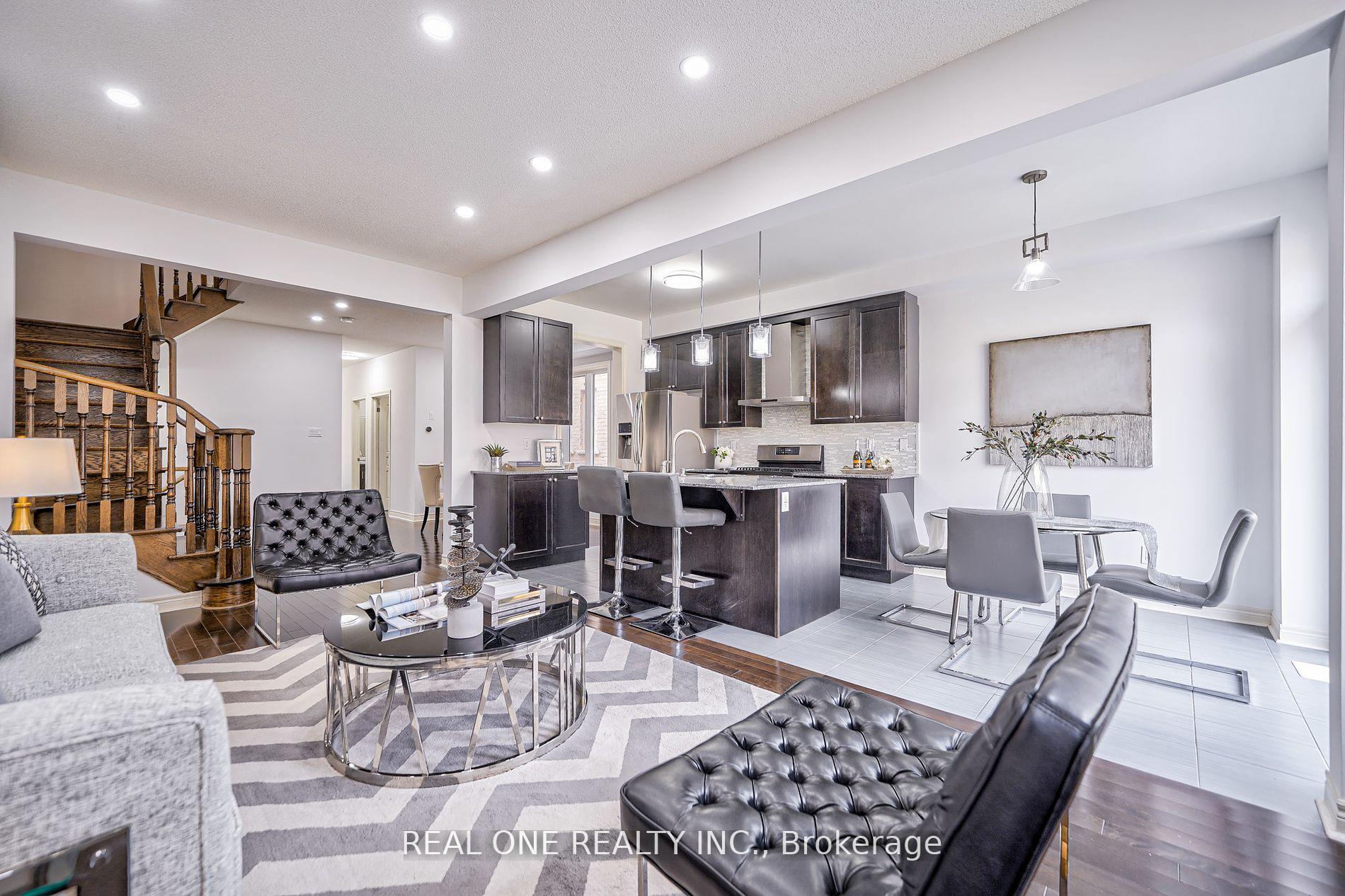 Photo 15 of 114 Beckett Avenue, Markham, Berczy — HOMEH