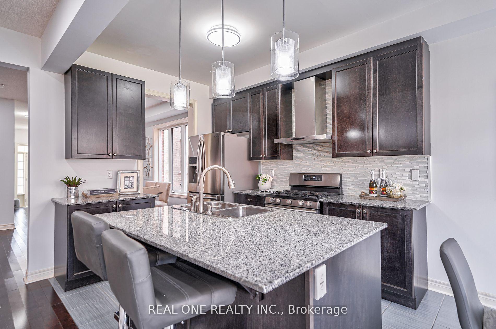 Photo 19 of 114 Beckett Avenue, Markham, Berczy — HOMEH