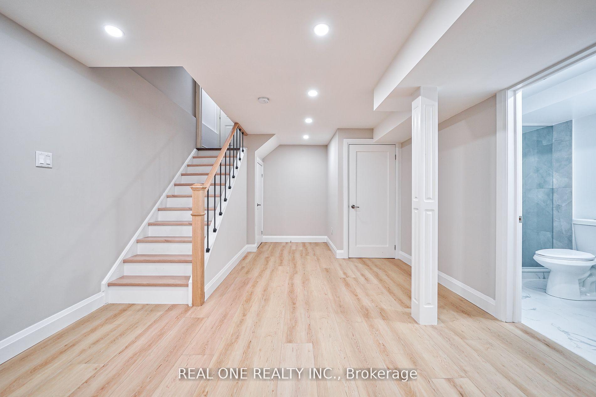 Photo 35 of 114 Beckett Avenue, Markham, Berczy — HOMEH