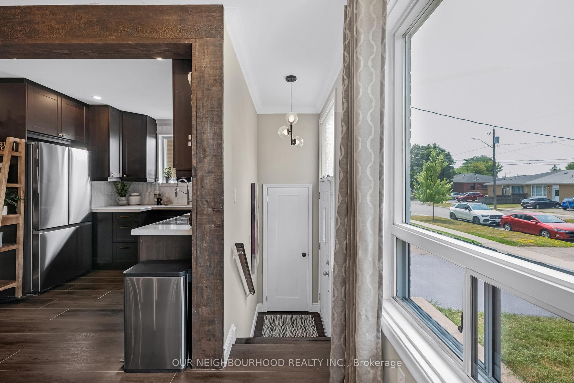 Photo 2 of 227 Rosedale Drive, Whitby, Downtown Whitby — HOMEH
