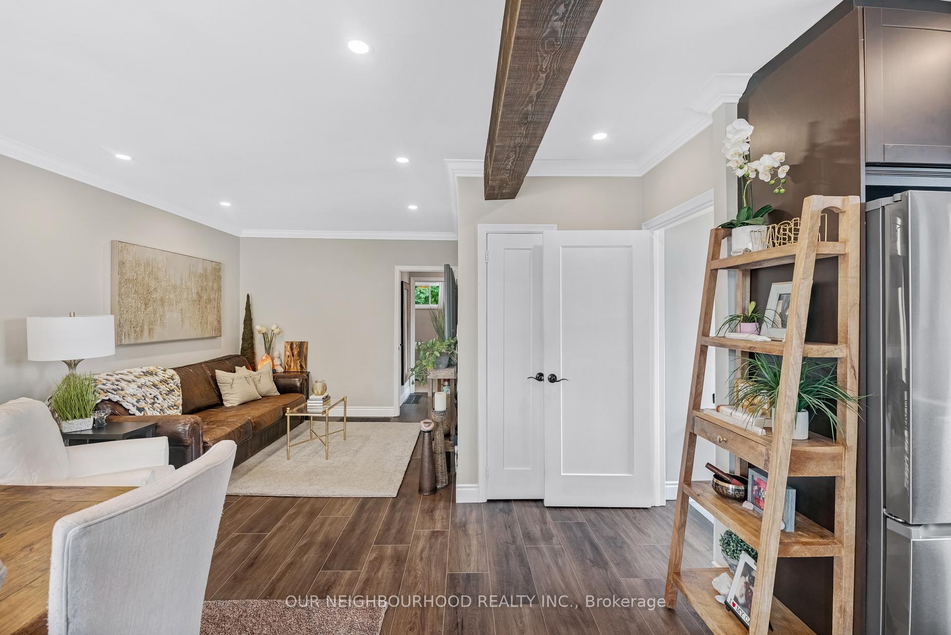 Photo 10 of 227 Rosedale Drive, Whitby, Downtown Whitby — HOMEH