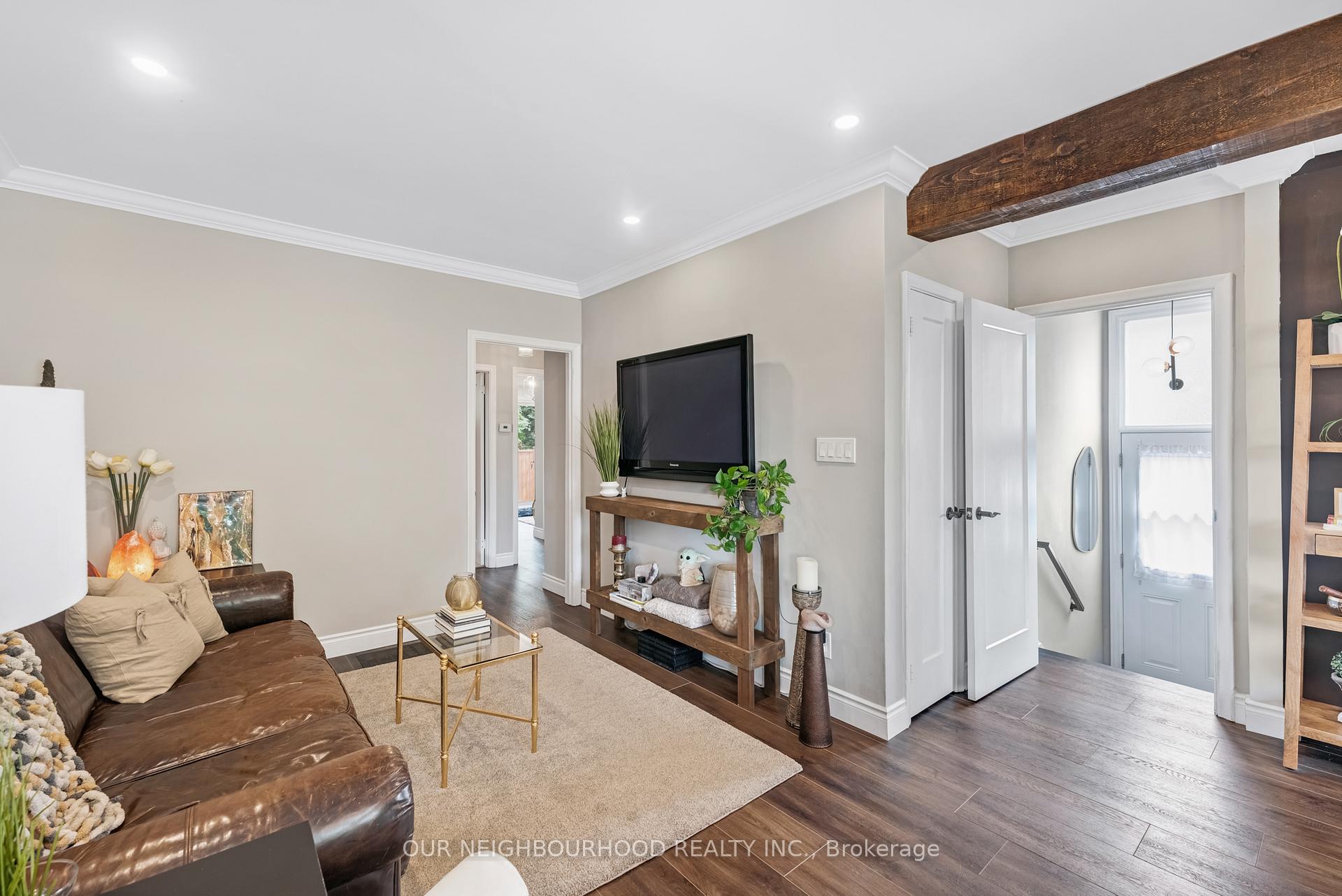 Photo 12 of 227 Rosedale Drive, Whitby, Downtown Whitby — HOMEH