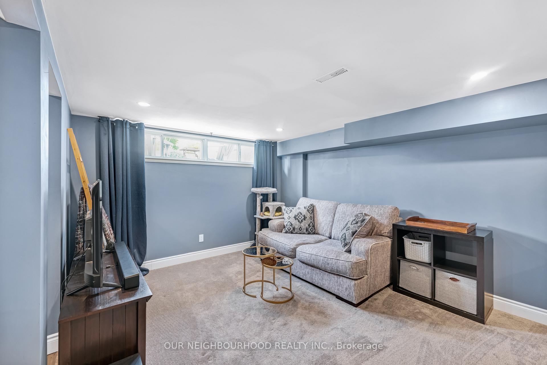 Photo 24 of 227 Rosedale Drive, Whitby, Downtown Whitby — HOMEH