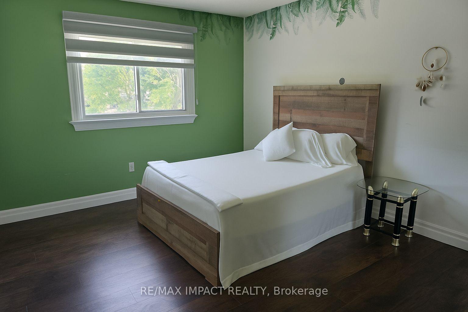 Photo 20 of 28 Fairmeadow Place E, Whitby, Blue Grass Meadows — HOMEH