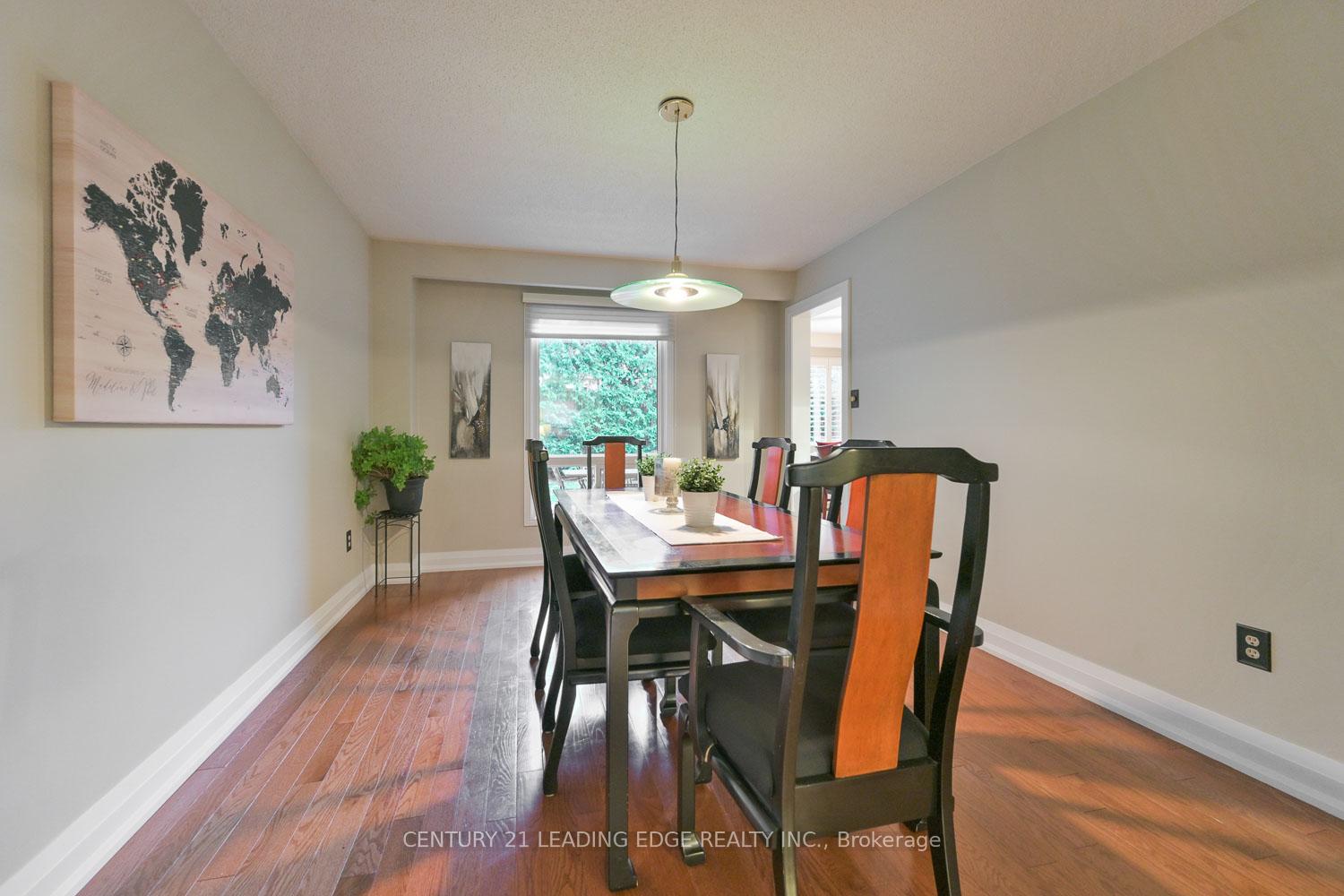 Photo 10 of 81 Mccarty Crescent, Markham, Markham Village — HOMEH