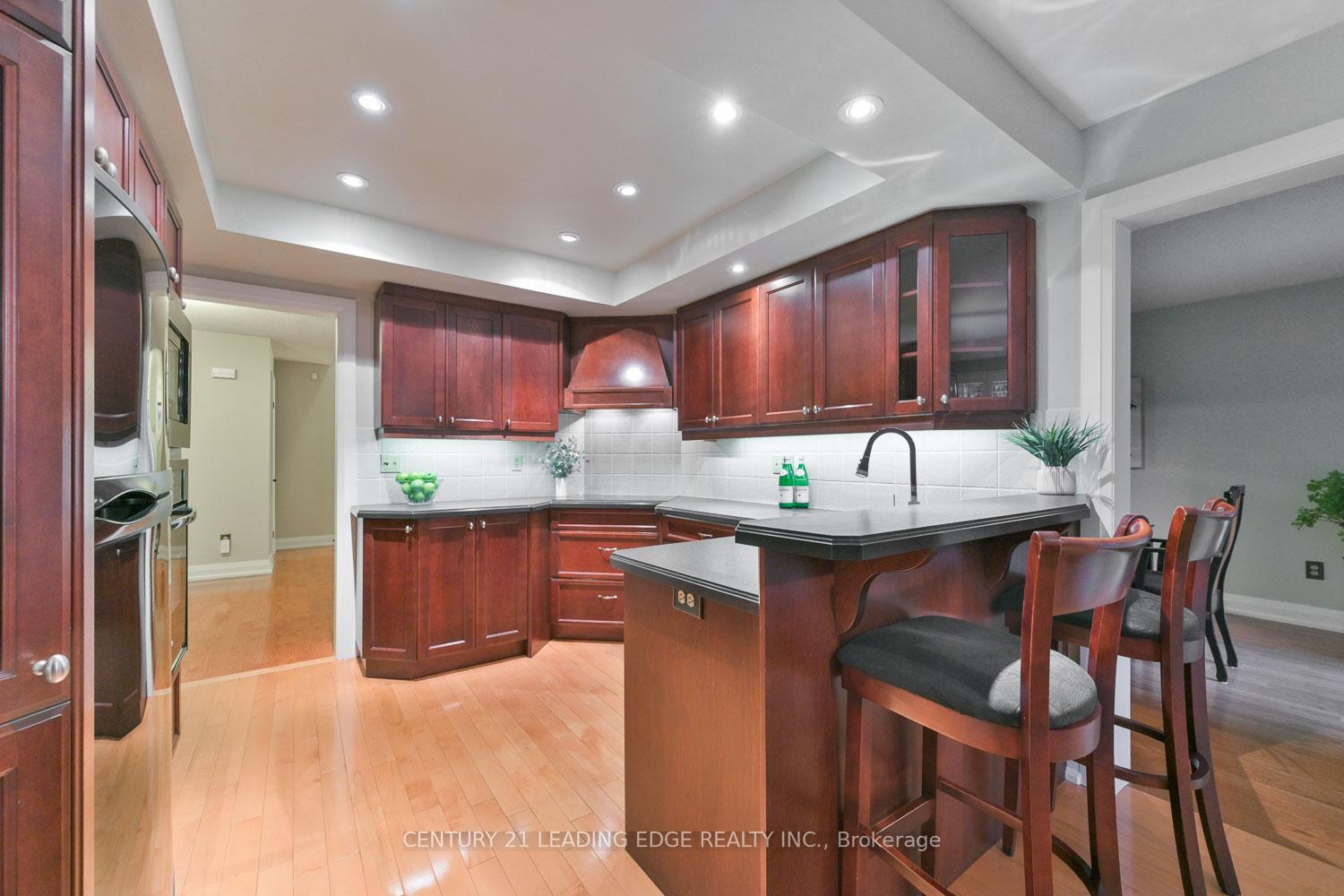Photo 17 of 81 Mccarty Crescent, Markham, Markham Village — HOMEH