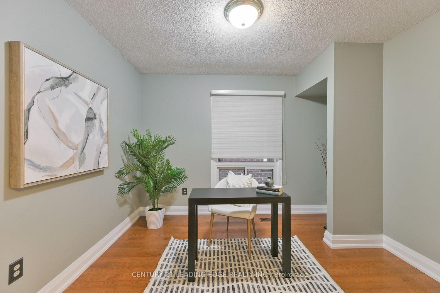 Photo 20 of 81 Mccarty Crescent, Markham, Markham Village — HOMEH