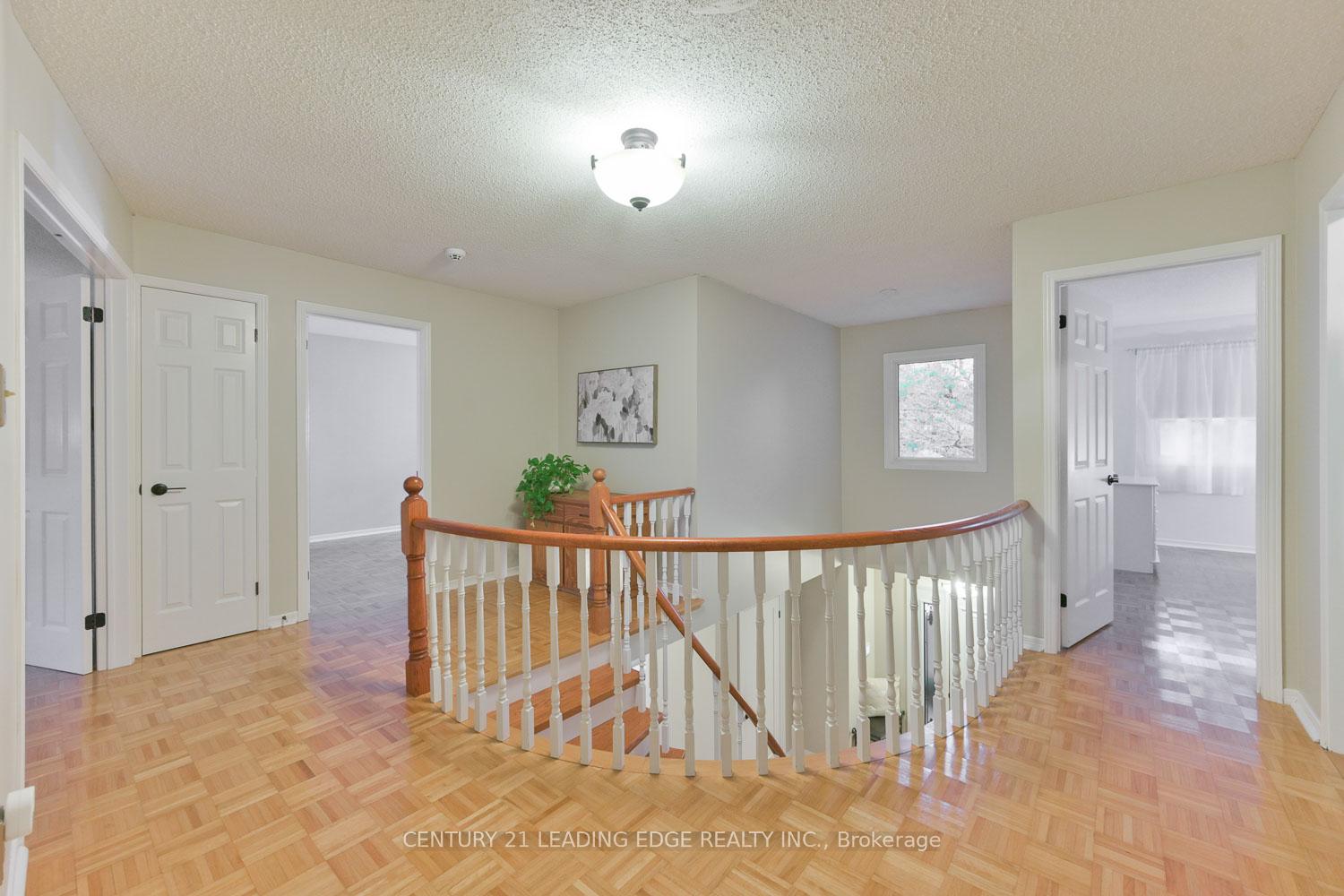 Photo 26 of 81 Mccarty Crescent, Markham, Markham Village — HOMEH