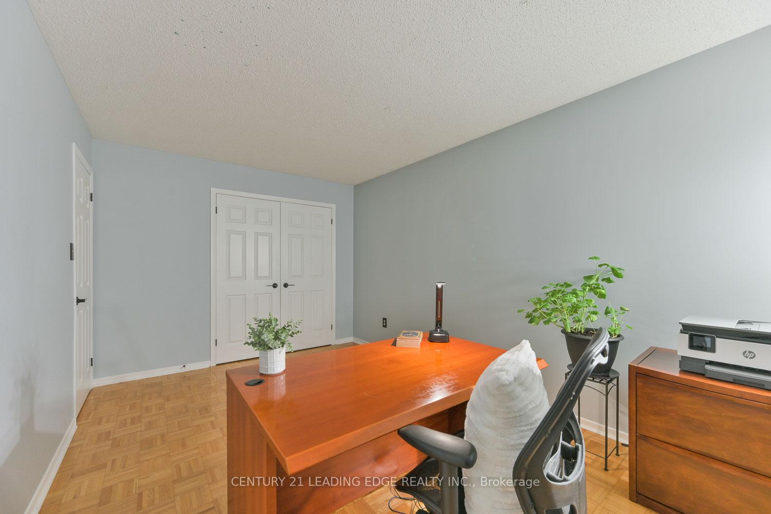 Photo 35 of 81 Mccarty Crescent, Markham, Markham Village — HOMEH