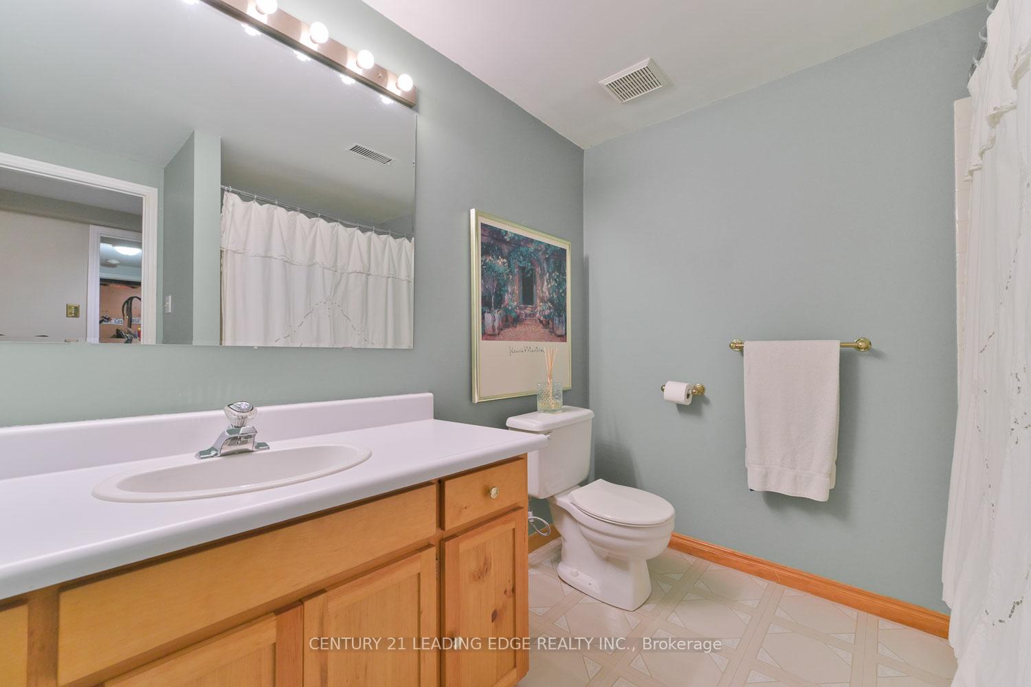 Photo 41 of 81 Mccarty Crescent, Markham, Markham Village — HOMEH