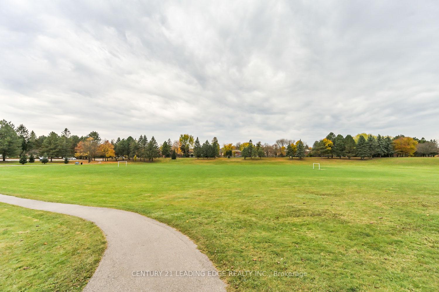 Photo 48 of 81 Mccarty Crescent, Markham, Markham Village — HOMEH