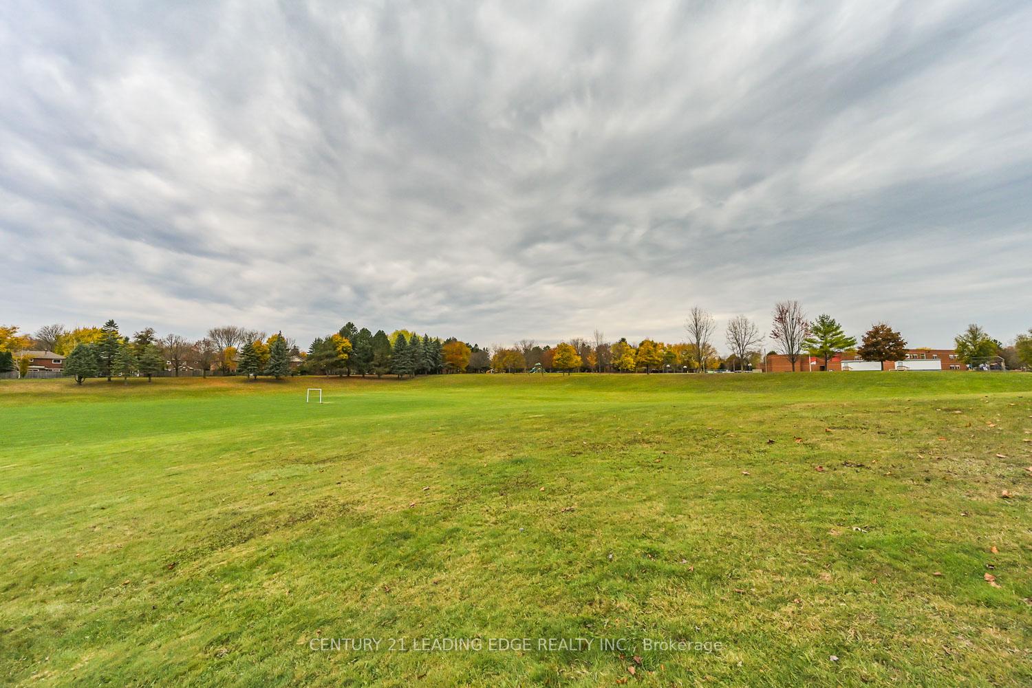 Photo 49 of 81 Mccarty Crescent, Markham, Markham Village — HOMEH