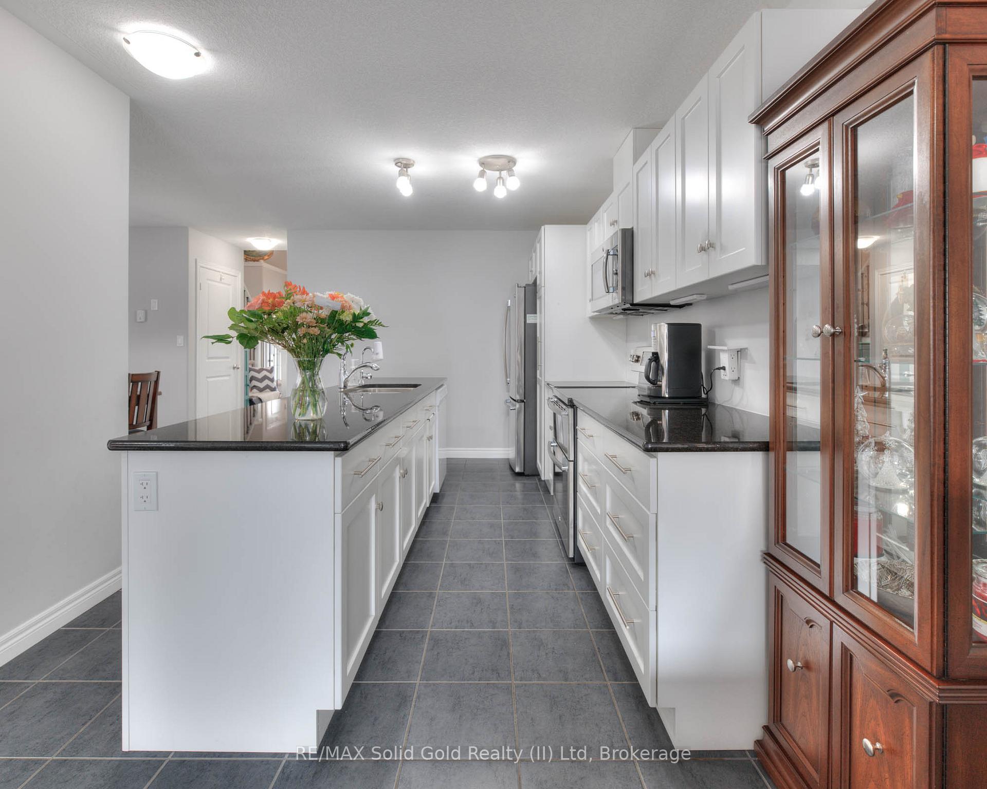 Photo 13 of 350 Finoro Crescent, Woolwich — HOMEH