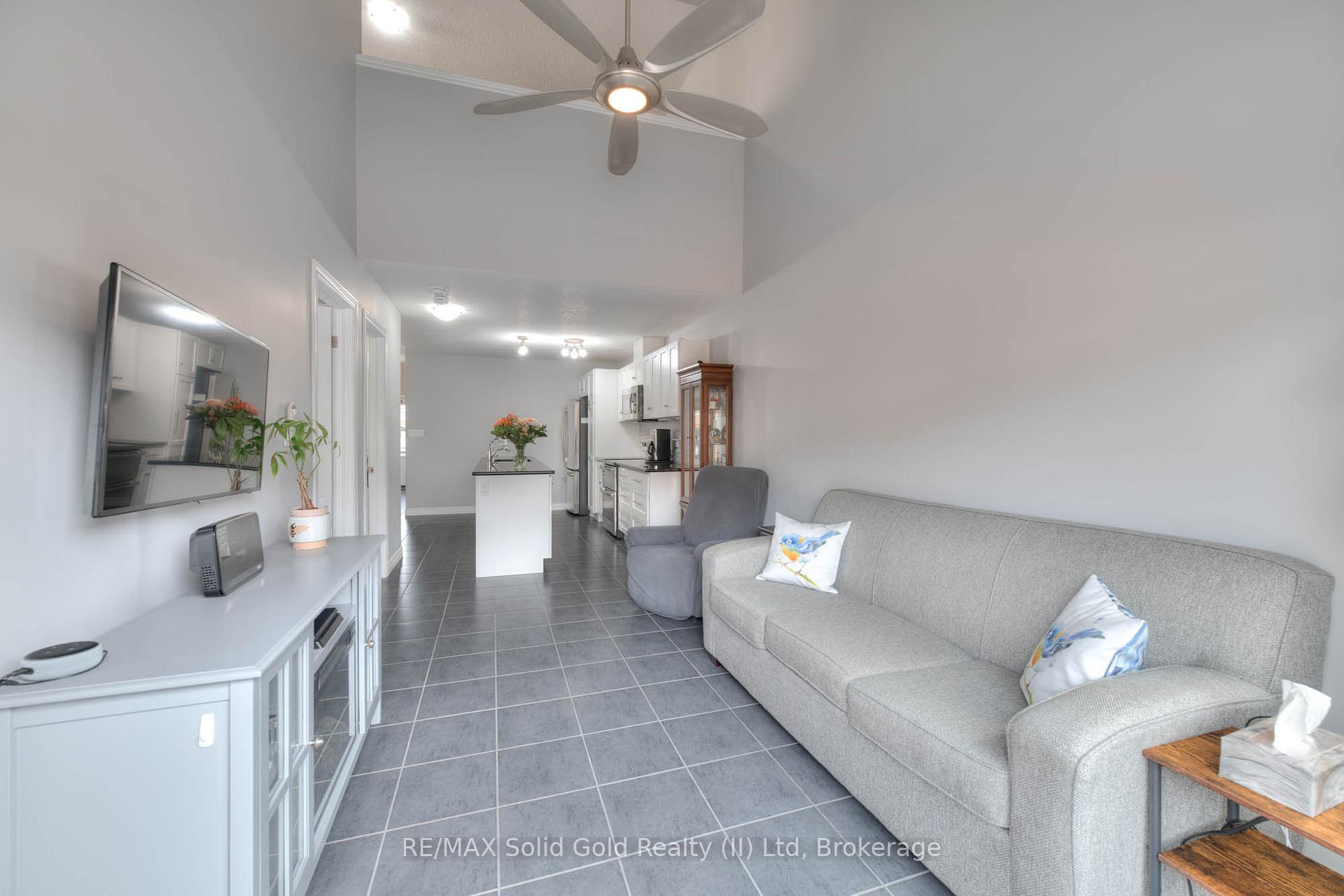 Photo 17 of 350 Finoro Crescent, Woolwich — HOMEH