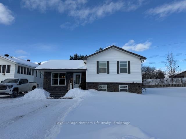 Photo 1 of 8 Tamerack Avenue, West Nipissing, Sturgeon Falls — HOMEH