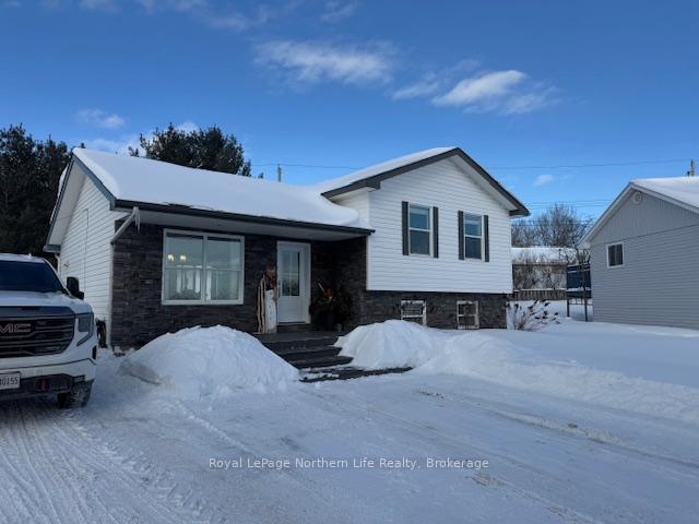 Photo 2 of 8 Tamerack Avenue, West Nipissing, Sturgeon Falls — HOMEH