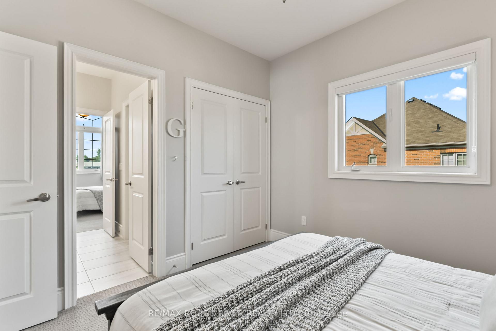 Photo 4 of 1 Lancewood Drive, Whitby, Taunton North — HOMEH