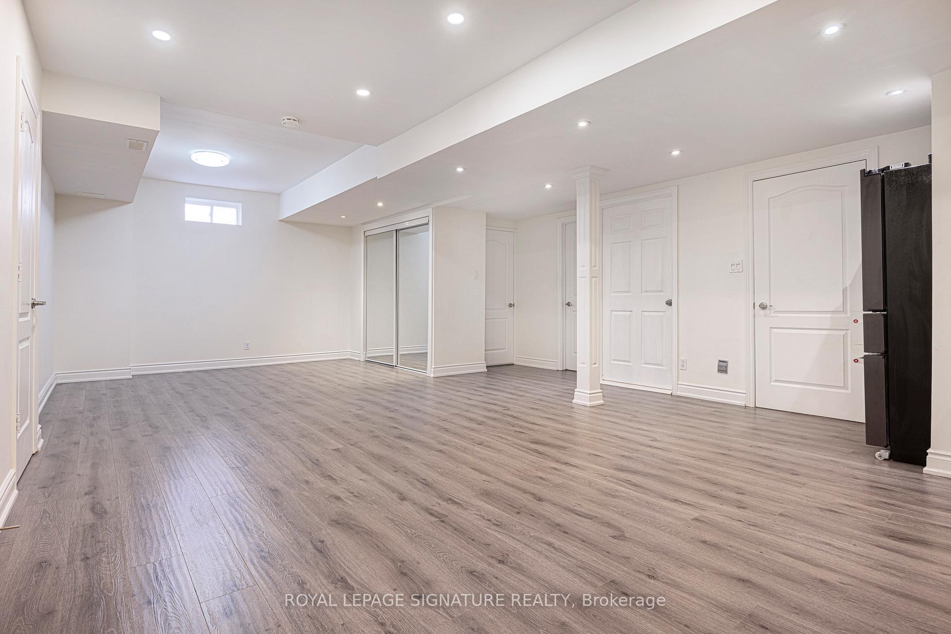 Photo 30 of 559 Royalpark Way, Vaughan, Elder Mills — HOMEH