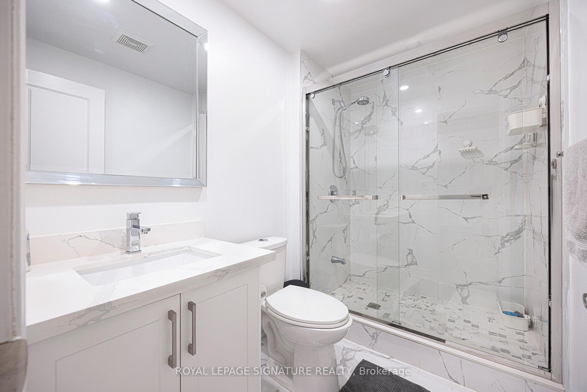 Photo 32 of 559 Royalpark Way, Vaughan, Elder Mills — HOMEH