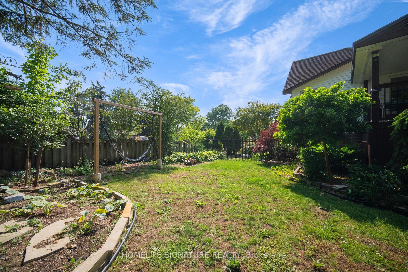 Photo 49 of 264 Seldon Street, Zorra, Thamesford — HOMEH