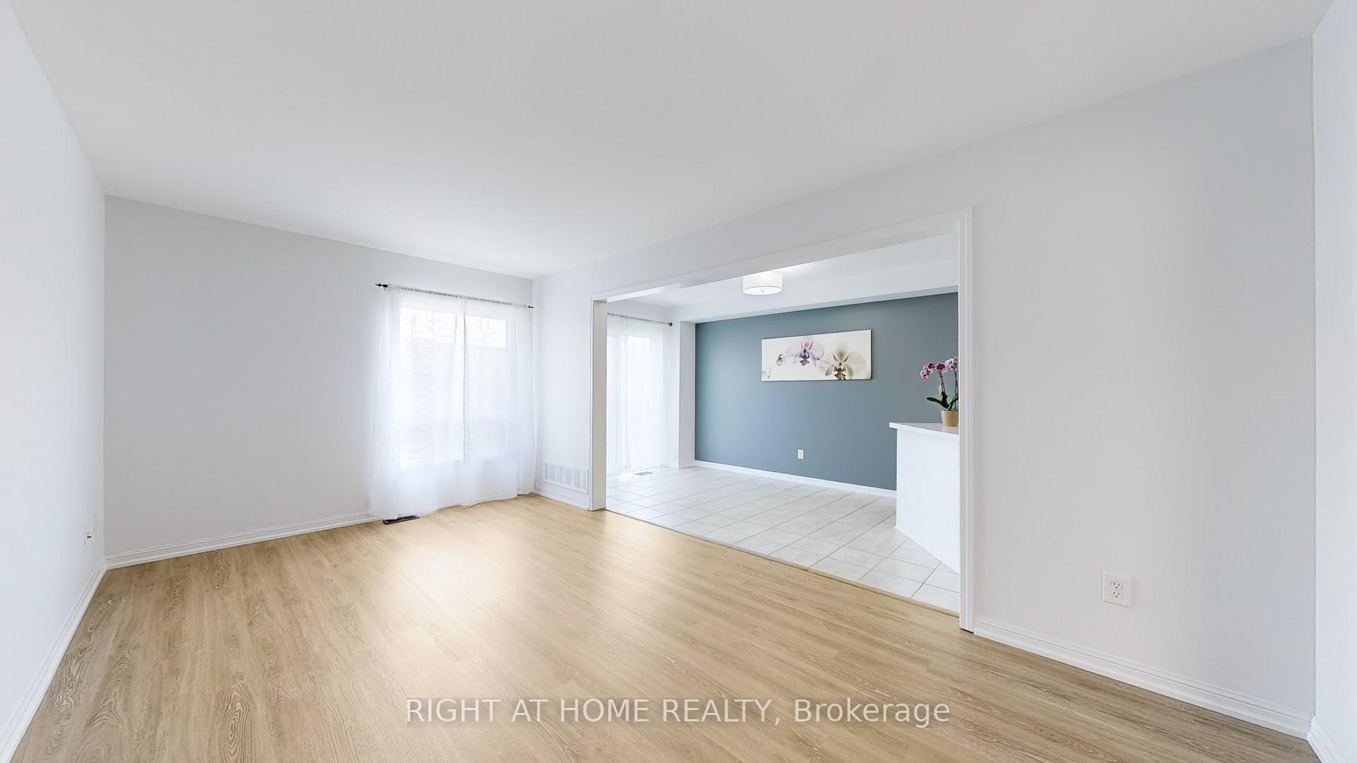 Photo 4 of 76 Barkdale Way, Whitby, Pringle Creek — HOMEH