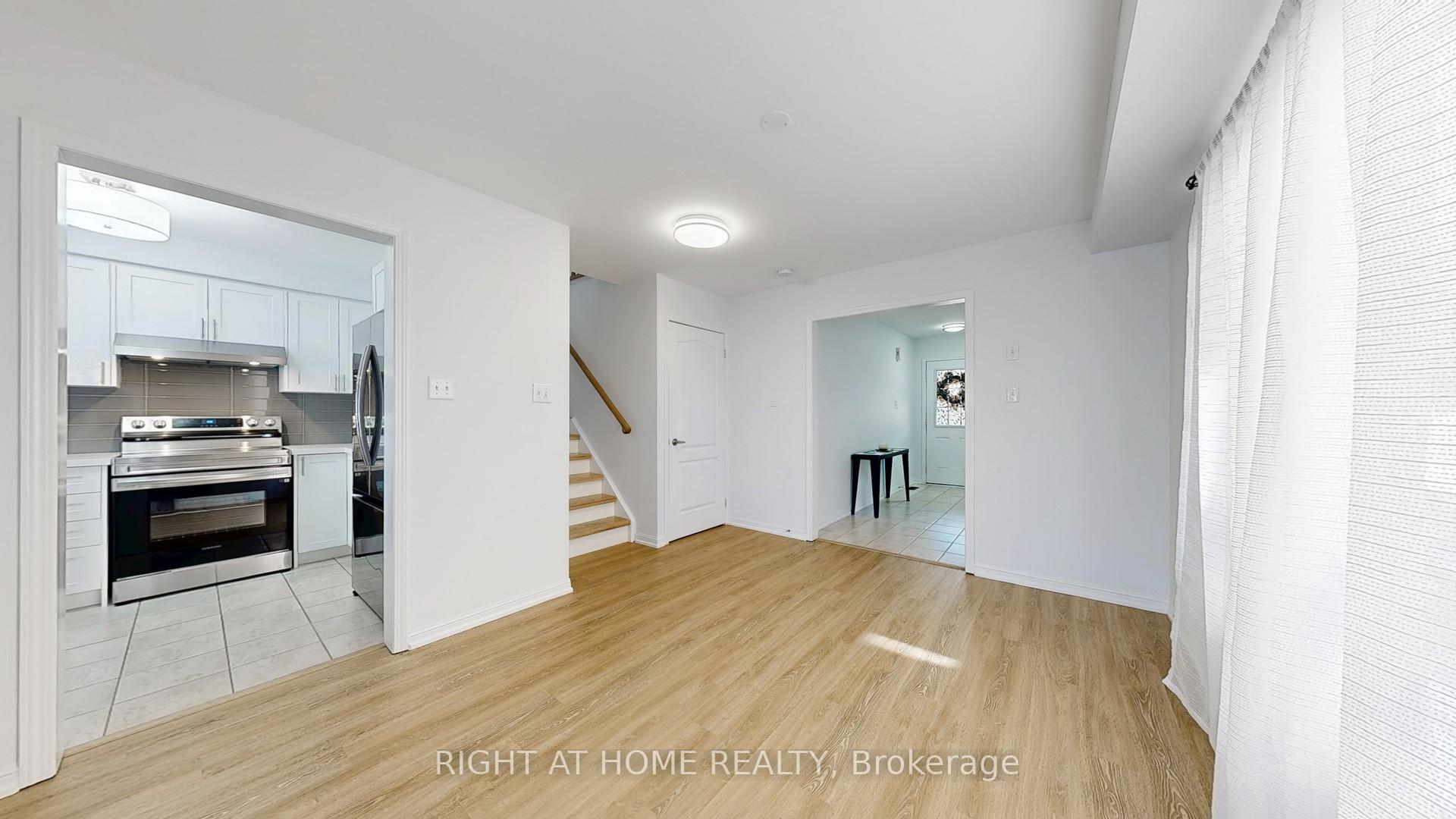 Photo 7 of 76 Barkdale Way, Whitby, Pringle Creek — HOMEH