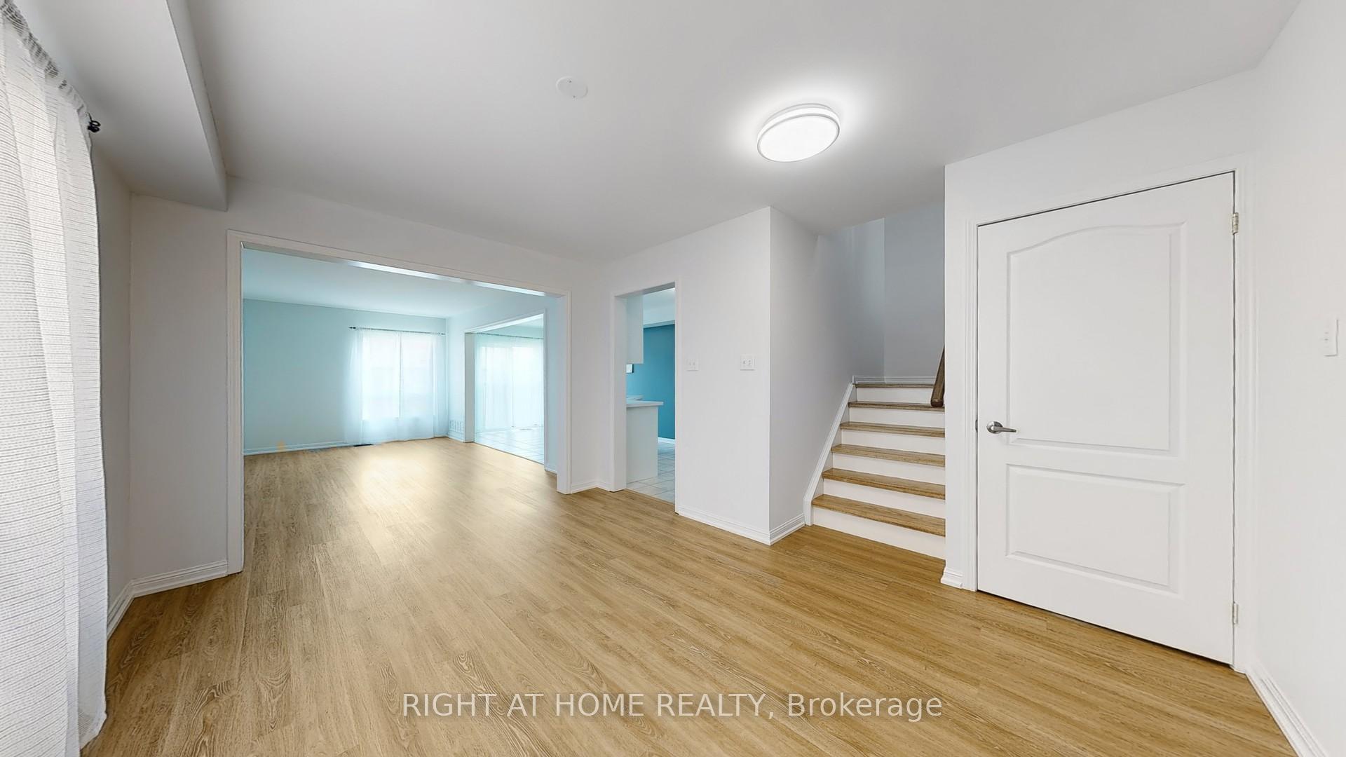Photo 9 of 76 Barkdale Way, Whitby, Pringle Creek — HOMEH