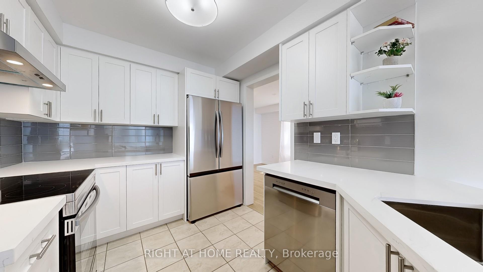 Photo 10 of 76 Barkdale Way, Whitby, Pringle Creek — HOMEH